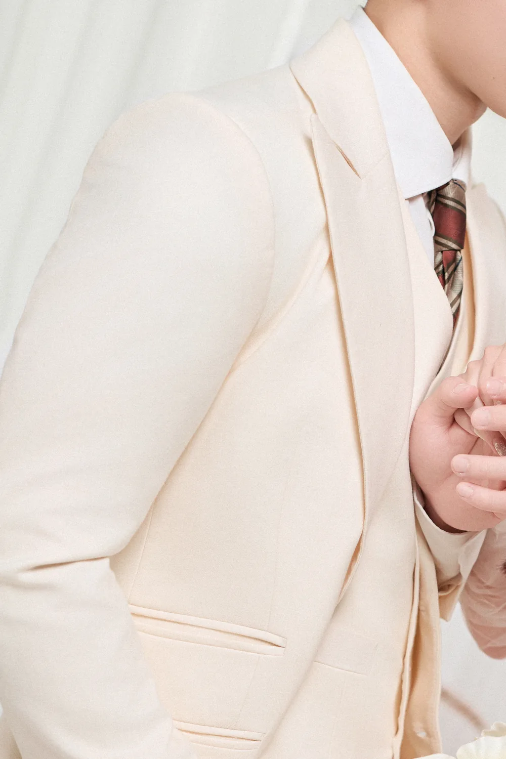 Áo vest, ảnh gốc còn nếp nhăn
